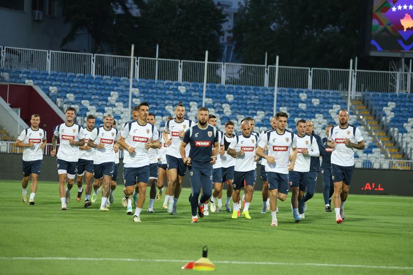 Naționala României de fotbal, pregătită de meciul cu Kosovo. Tricolorii au făcut joi seara antrenamentul oficial