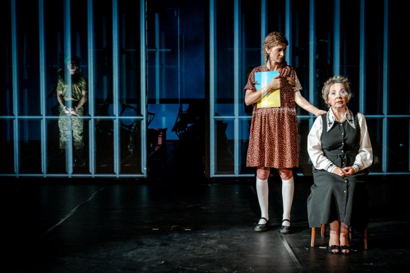 Premieră pe țară, în deschiderea stagiunii Naționalului ieșean. „HAGA” de Sasha Denisova, în regia lui Cristian Hadji-Culea 18915968