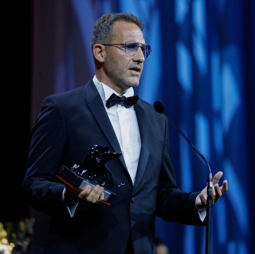 ANUL NOU CARE N-A FOST- marele câștigător al secțiunii Orizzonti la Festivalul Internațional de Film de la Veneția! 18916314