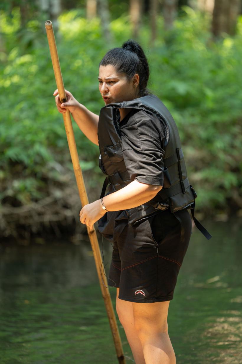 Carmen și Andreea au câștigat amuleta în ediția de ieri Asia Express, lider de piață. Anca Țurcașiu se accidentează la proba de pe râu: ”Ne-am izbit de ceva și am căzut” 18916510