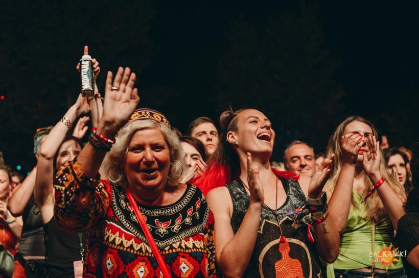 Balkanik Festival – Home of World Music și-a încheiat cea de-a XI-a ediție cu succes la Grădina Uranus: un melting pot cultural care a adus împreună comunități și artiști 18917023