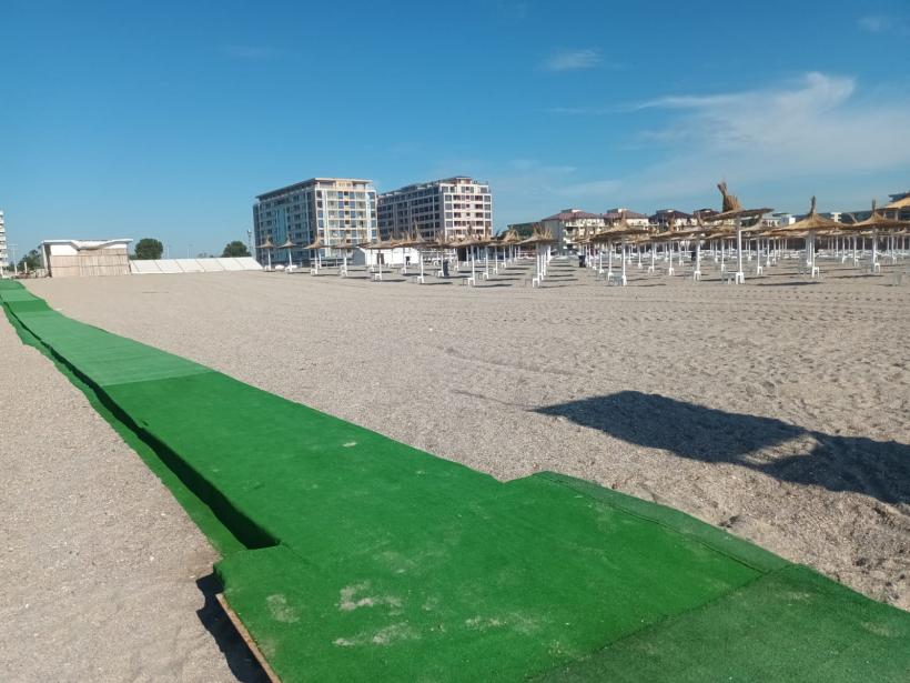 Se pregătește cel mai scump șezlong văzut pe litoral 18916974