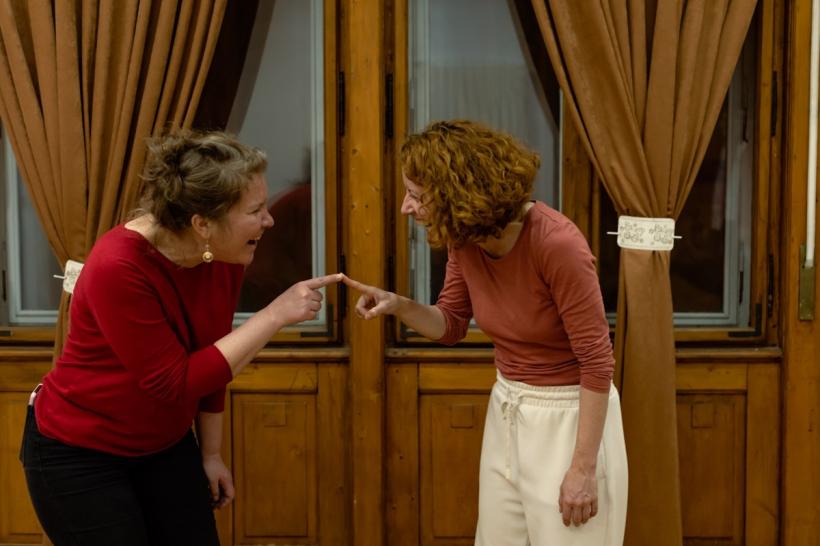 Încheierea proiectului artistic interdisciplinar All Sorts of Care pune grija în prim-plan, într-o prezentare care va  avea loc pe 14 septembrie, în București 18917362