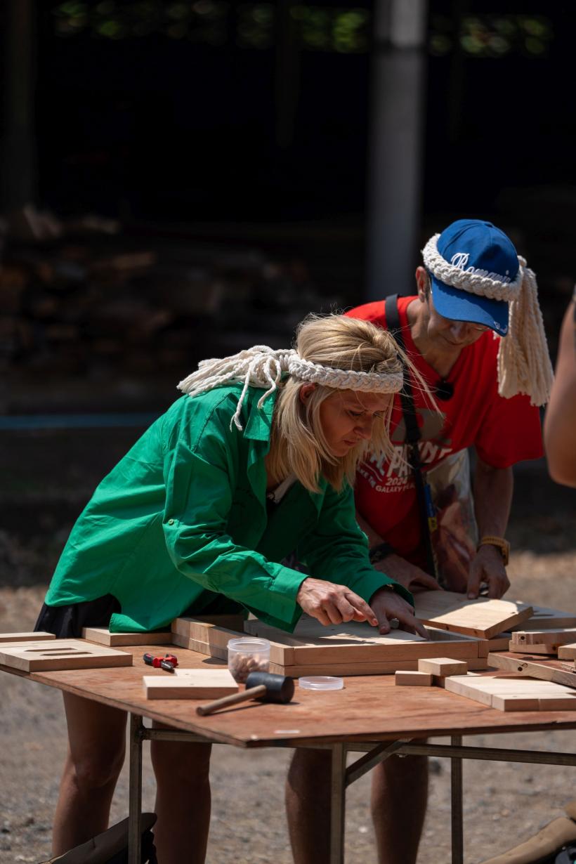 Trei echipe se înfruntă într-un exploziv joc de amuletă, inspirat de boxul thailandez, diseară, în etapa a treia de pe Drumul Zeilor, la Asia Express 18917494