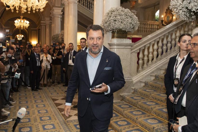 Un procuror cere 6 ani de închisoare pentru vicepremierul Italiei, Matteo Salvini. Ce acuzații i se aduc? 