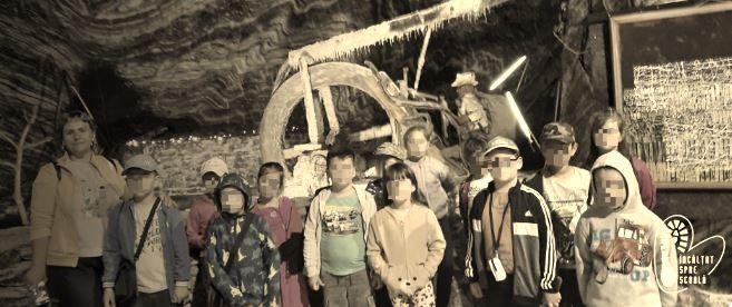 Matematică pe burta goală. Ilie doarme cu caprele, dar școala e a doua sa casă  18917536