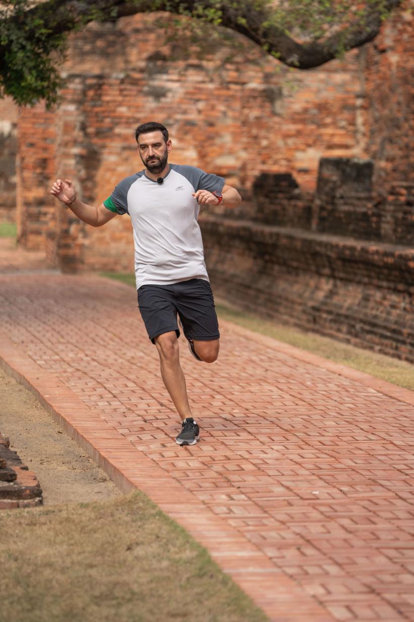 Cursă trepidantă către Bangkok, pentru a doua imunitate, după ce aseară, Asia Express și-a desemnat prima echipă imună a etapei a treia 18917865