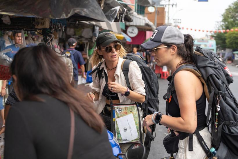 Cursă trepidantă către Bangkok, pentru a doua imunitate, după ce aseară, Asia Express și-a desemnat prima echipă imună a etapei a treia 18917871