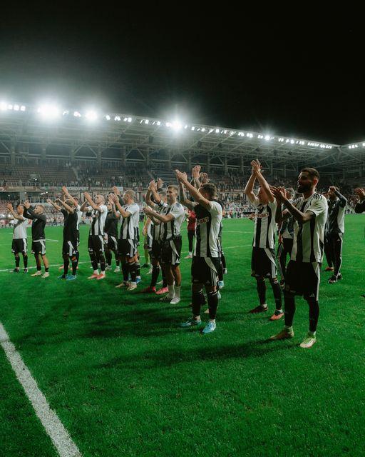 Ioan Ovidiu Sabău, fericit după victoria din Giulești: „Este o poveste frumoasă” 18917802