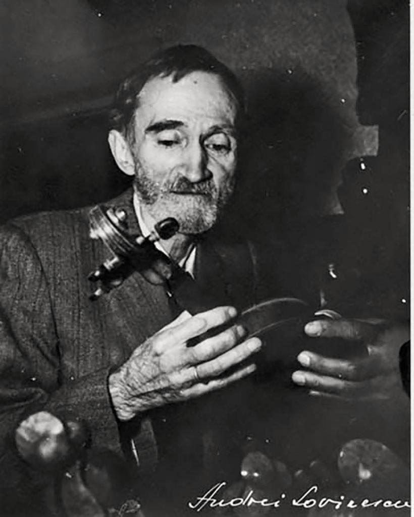 George Bacovia, 7 peceți (dez)legate 18917889