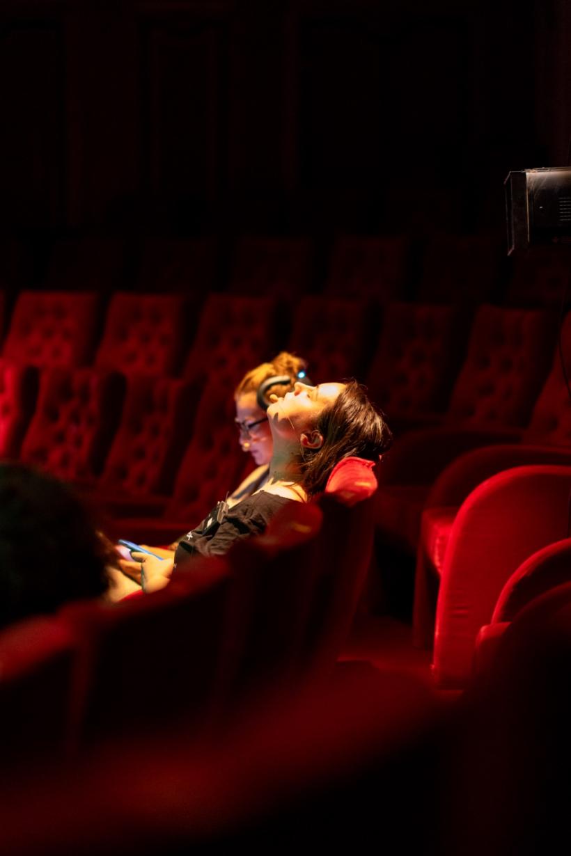 Avanpremiera SENS, cu Ioana Flora și Silvana Negruțiu, are loc pe 22 septembrie la Teatrul Metropolis 18918197