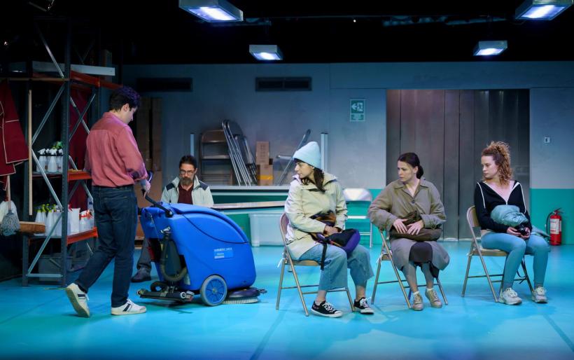 O lume a marginalilor pe care viața i-a pus greu la încercare, un nou spectacol marca Sânziana Stoican, la Teatrul Nottara 18918124