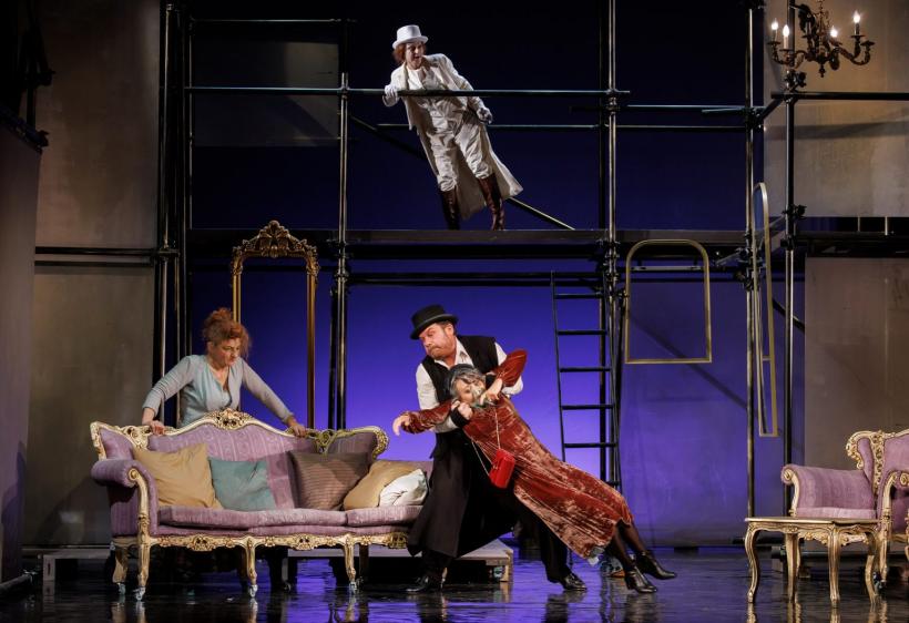 Alexandru Dabija revine la Teatrul Nottara cu o comedie savuroasă – „Bădăranii” de Carlo Goldoni 18918371