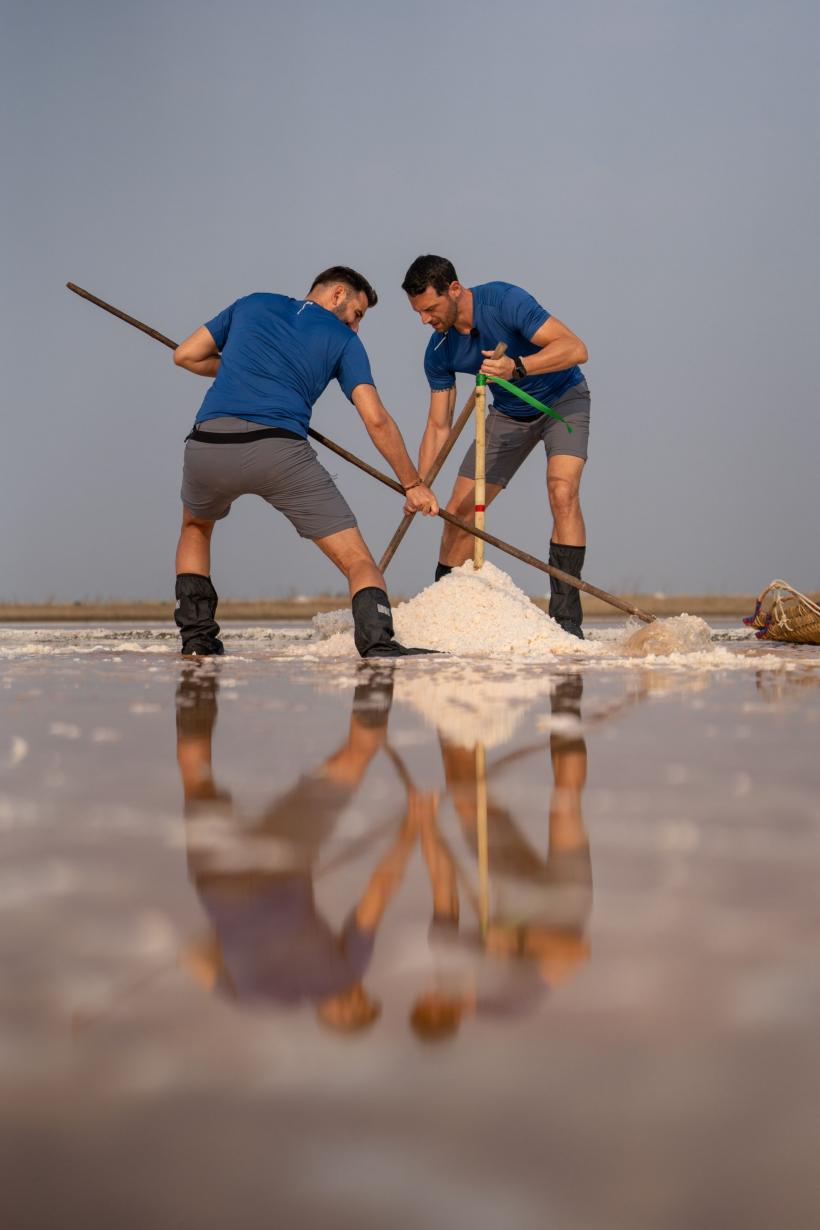 Zi epuizantă la începutul etapei a patra, pe Drumul Zeilor, în Asia Express.  Anca Țurcașiu: ”Am simțit că sunt la capătul puterilor. Am făcut un atac de panică!” 18918636