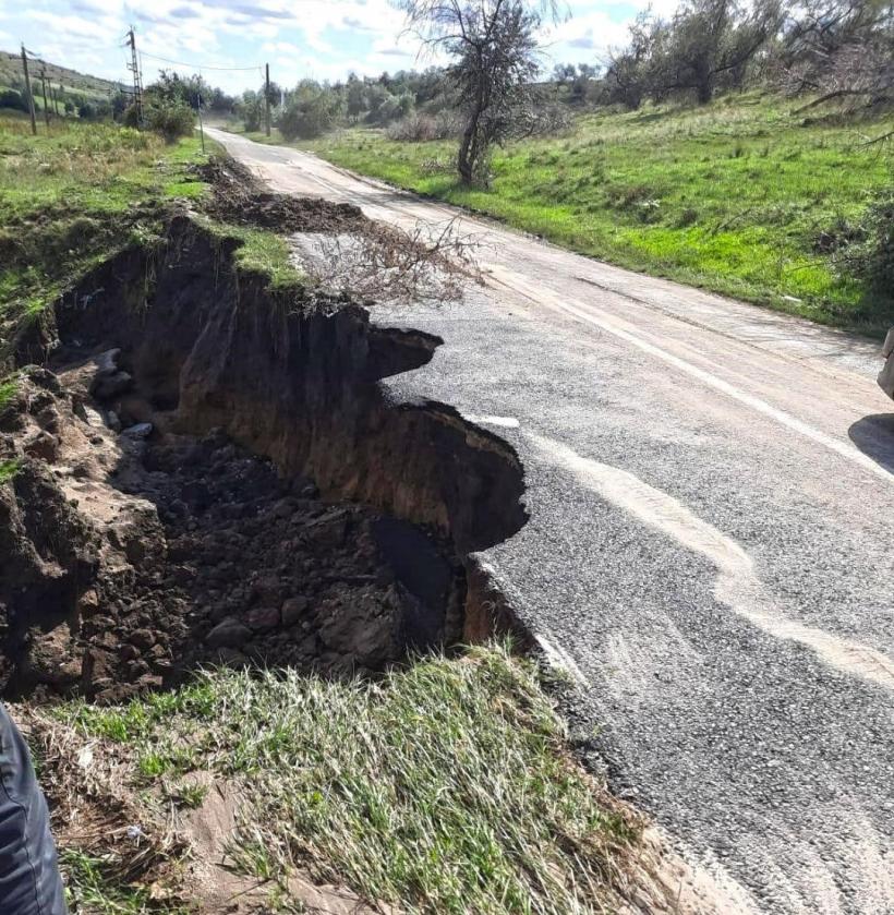 Dezastru la Galați. Inundațiile au afectat 22 de drumuri județene, 83 de podețe și 44 de poduri 18918791