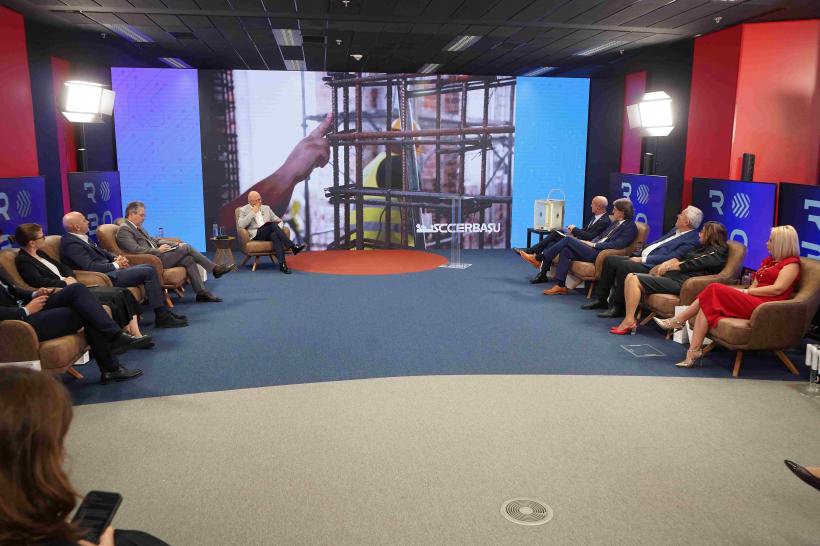 Învățământul românesc trebuie să țină pasul cu evoluția tehnologiei 18919020