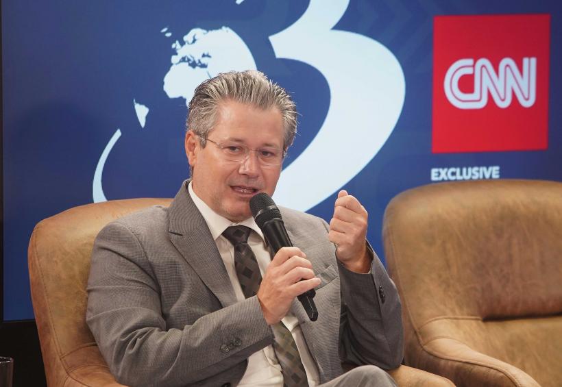 Învățământul românesc trebuie să țină pasul cu evoluția tehnologiei 18919022