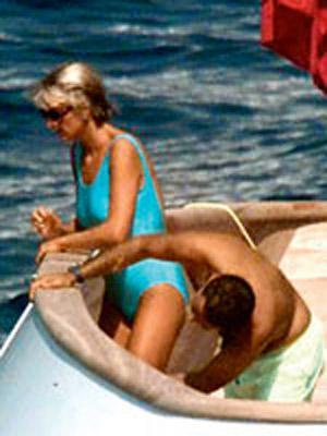 Prințesa Diana ar fi fost avertizată cu privire la comportamentul lui Mohammad Al-Fayed 18924056