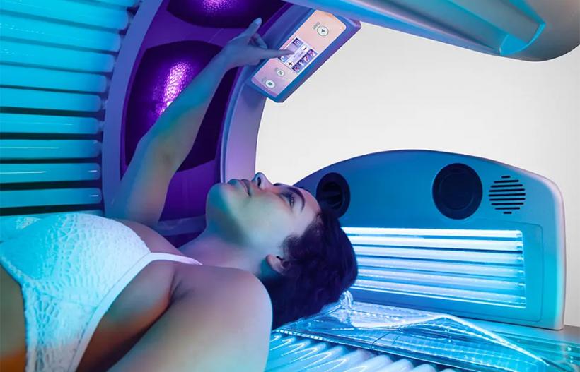  De la „doctor” Google, la „vraciul” TikTok. Cel mai recent „truc” pentru a scăpa de acnee te expune unui risc ridicat de cancer  18919989