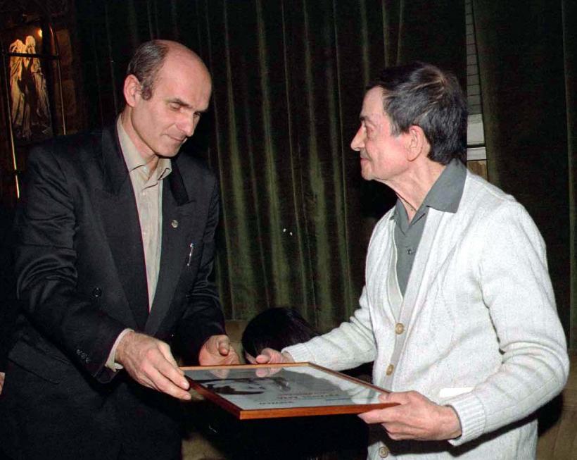 Geo Dumitrescu, poetul comunist care a dat peste nas comuniștilor de mucava 18920374