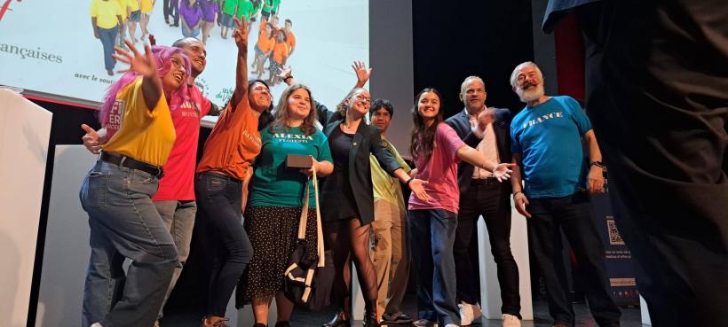 O studentă din România a câștigat finala internațională a concursului de cultură franceză 18920476