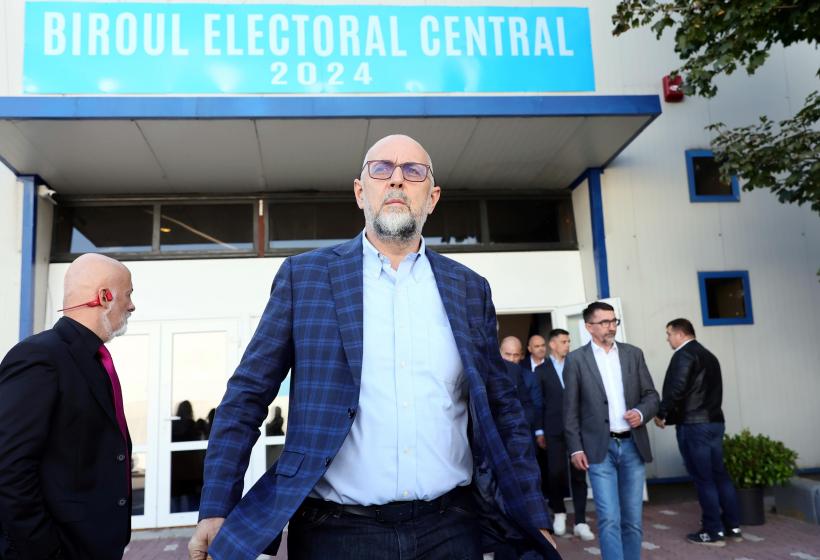 George Simion și-a declarat darul de botez: 60.000 de euro. Cu ce se laudă, oficial, pretendenții din 2024 pentru Palatul Cotroceni 18920650