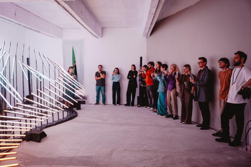 RADAR: 3 zile de festival cu instalații de artă digitală, proiecte imersive realizate de studiouri de renume internațional în new media art  și activități interactive dedicate copiilor 18920664