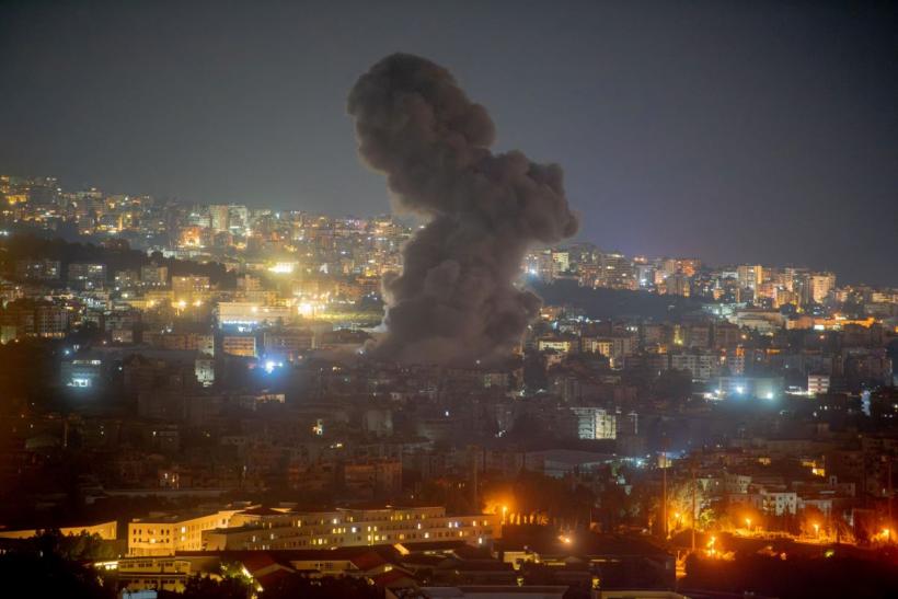 Un an de la atacurile mortale din 7 octombrie, de la festivalul Nova: Mii de oameni aduc un omagiu victimelor, în timp ce Israelul bombardează Libanul și Fâșia Gaza