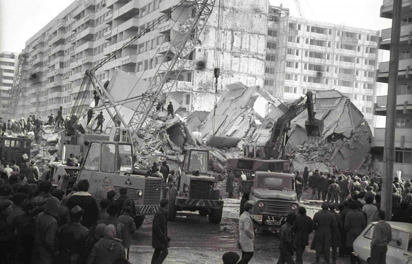 Românii se tem de efectele dezastrelor naturale, dar nu suficient pentru a-și asigura locuințele 18921329