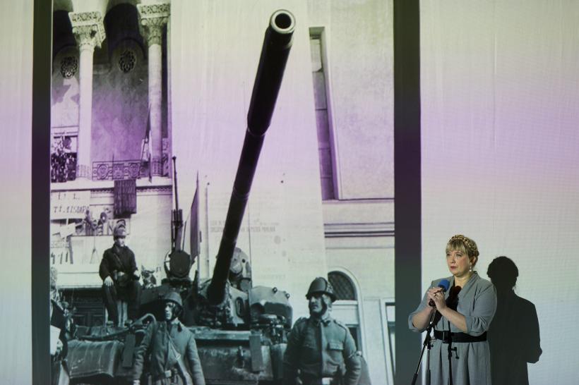 35 de ani după schimbarea regimului – Festivalul Internațional de Teatru Interferențe 2024! 18921950