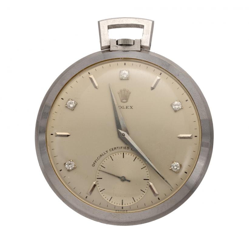 Ceasuri importante, o impresionantă colecție haute-couture a directorului de creație Marc Jacobs și un adevărat parc de mașini clasice, în noua Licitație de Eleganță de la Artmark 18922215