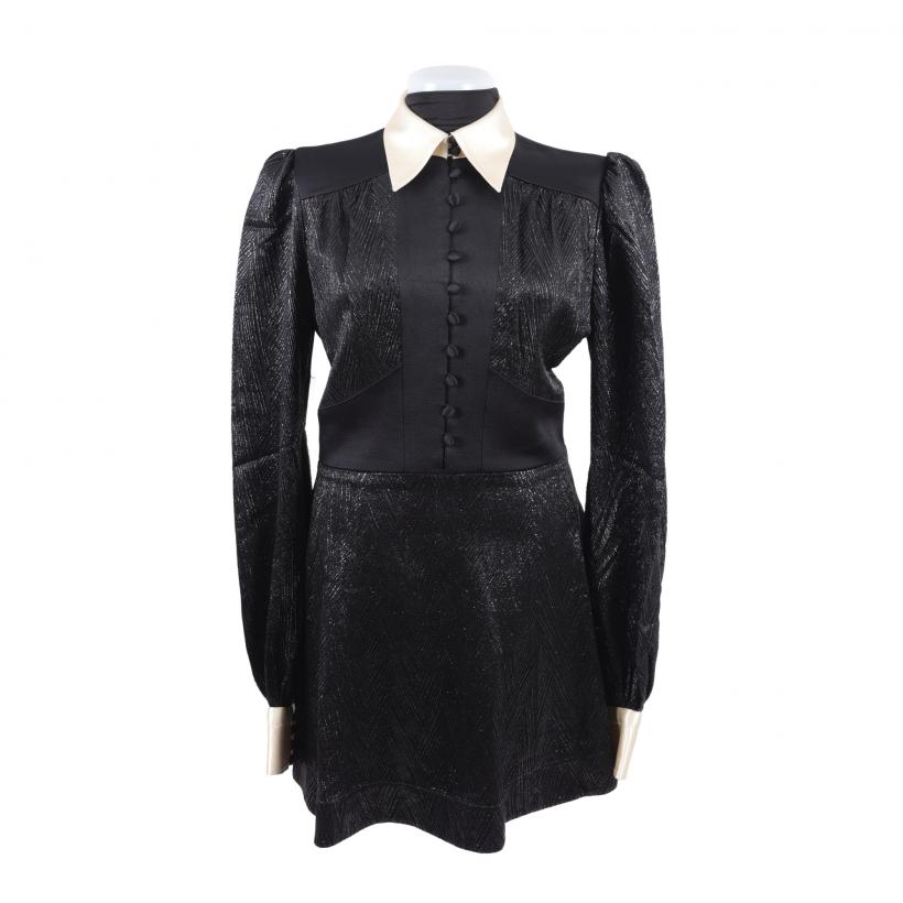 Ceasuri importante, o impresionantă colecție haute-couture a directorului de creație Marc Jacobs și un adevărat parc de mașini clasice, în noua Licitație de Eleganță de la Artmark 18922220