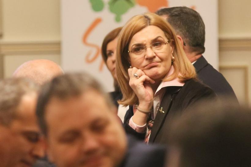 Dispută în mediul online între Eduard Novak şi Elisabeta Lipă, pe tema recompenselor pentru JO 2024 18922701