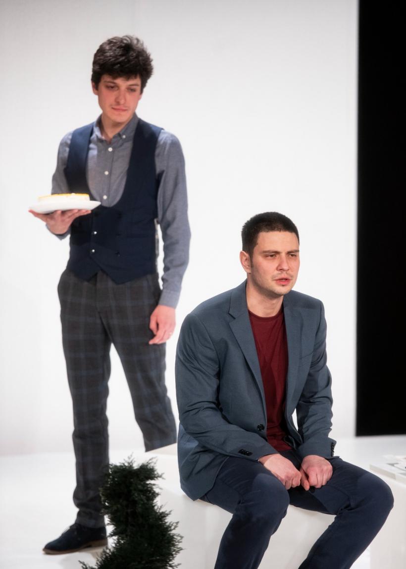 Teatrul Stela Popescu joacă patru spectacole pe trei scene din Bucureşti, în ultima decadă din octombrie 18922989