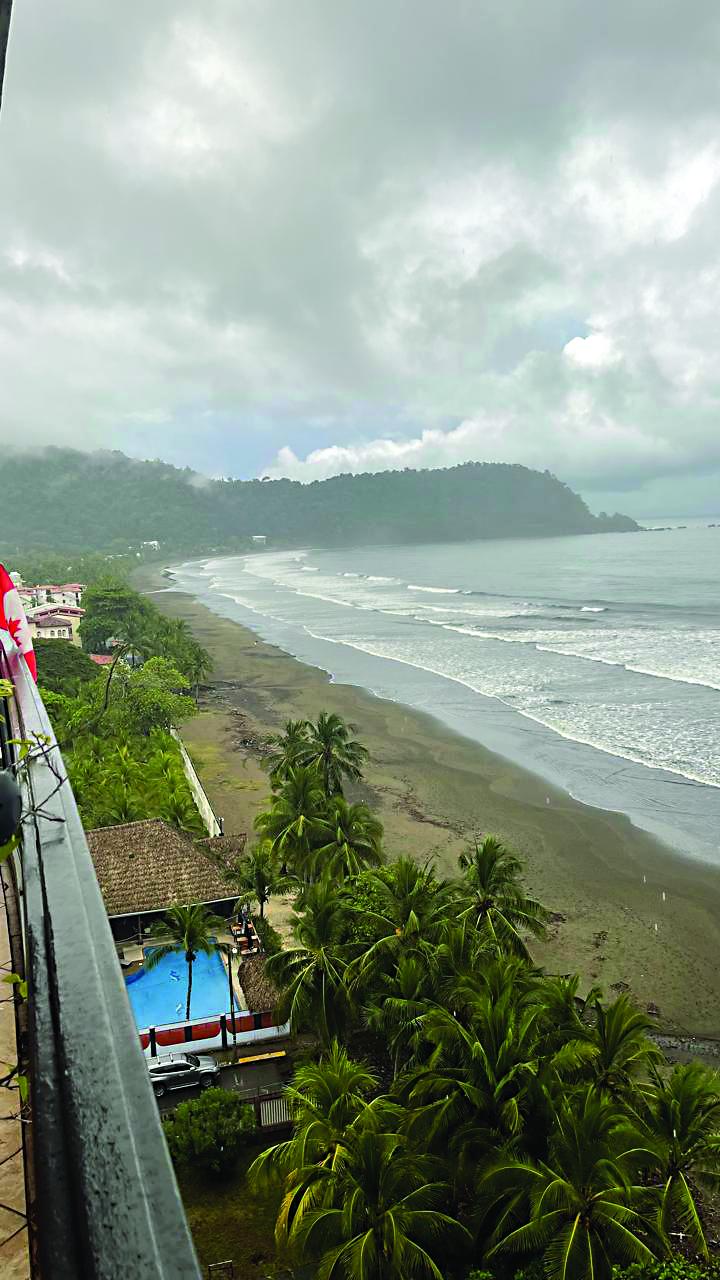 Vacanță în America Centrală? Mai așteptați două luni 18922827