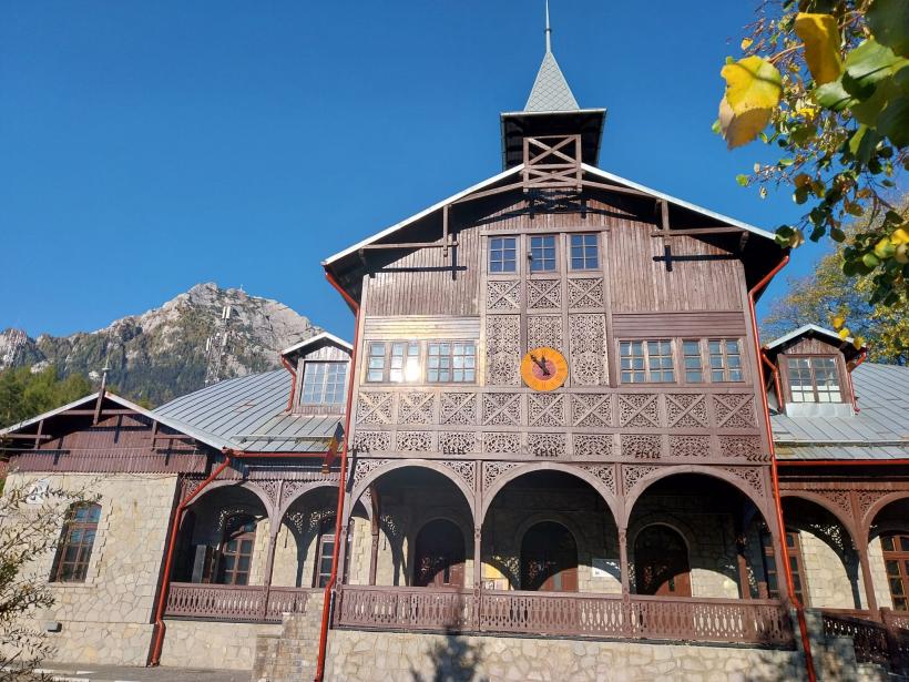 Expoziție de sentimente și emoții, la Centrul Cultural din Bușteni 18923074