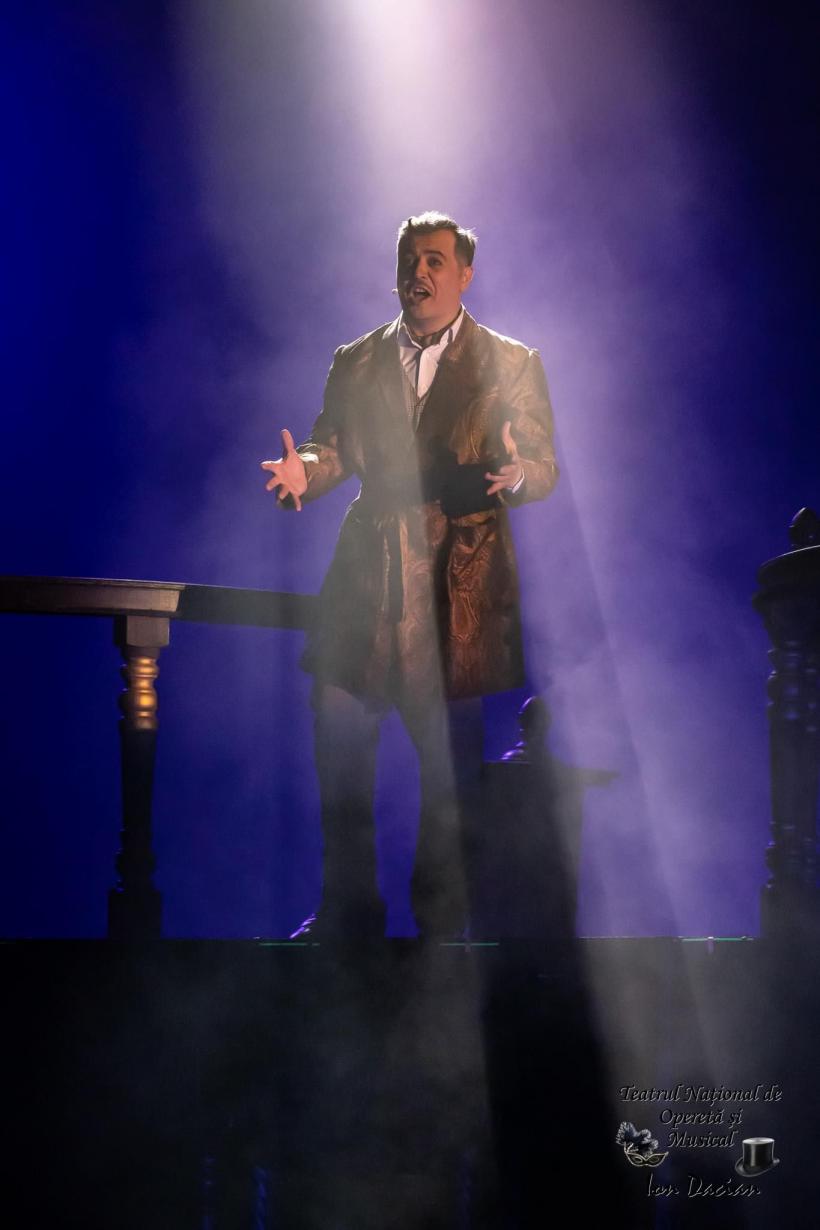 Musicalul REBECCA revine pe scena Teatrului Naţional de Operetă şi Musical Ion Dacian 18923120