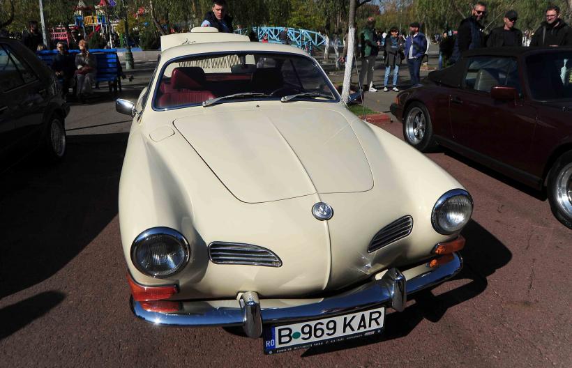 „Retro Parada Toamnei 2024.” Cea mai mare expoziție de mașini istorice, în Parcul Lumea Copiilor 18923373