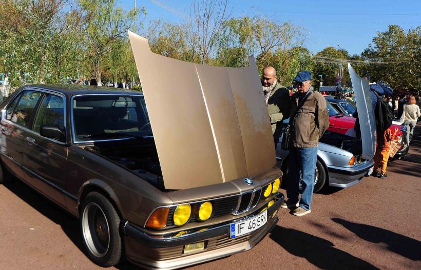 „Retro Parada Toamnei 2024.” Cea mai mare expoziție de mașini istorice, în Parcul Lumea Copiilor 18923377