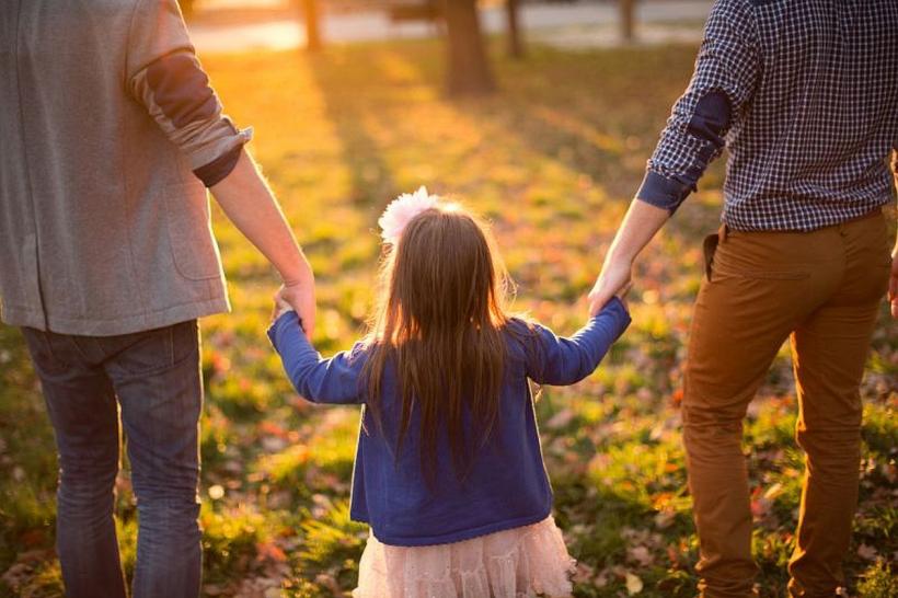 Parenting de școală veche: 10 Tehnici pe care generația tânără ar trebui să le folosească