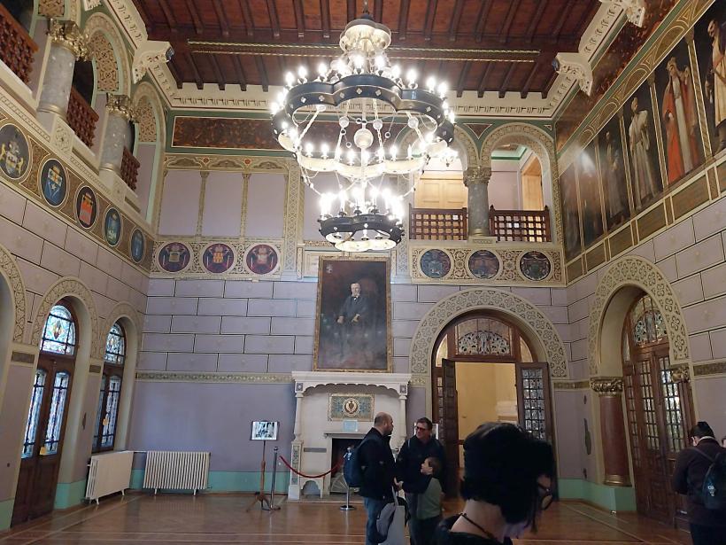 Castelul ascuns sub o perdea de hârtie, la Bușteni. Cum a protejat Miliția comunistă un monument istoric unic în lume 18923505