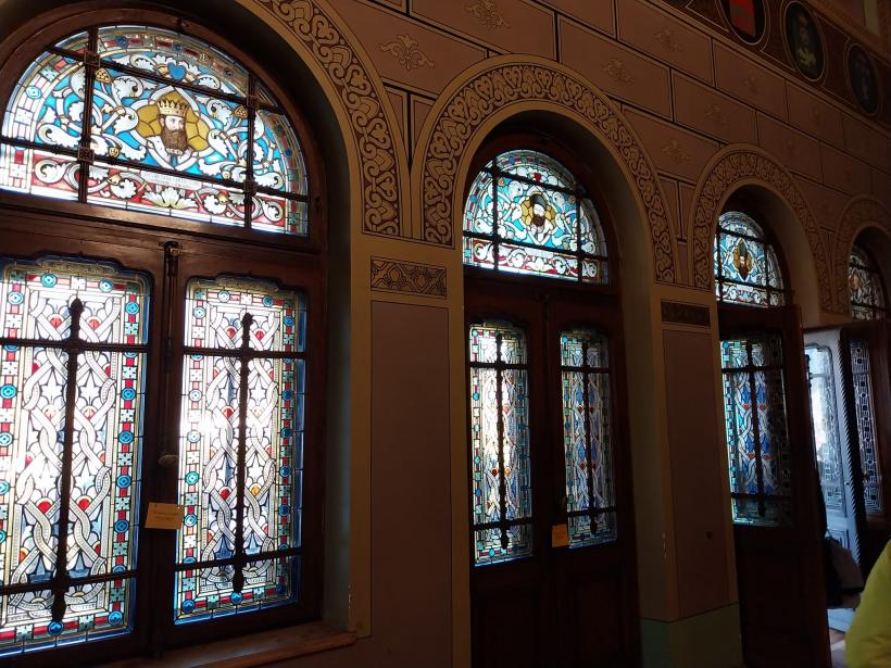 Castelul ascuns sub o perdea de hârtie, la Bușteni. Cum a protejat Miliția comunistă un monument istoric unic în lume 18923507