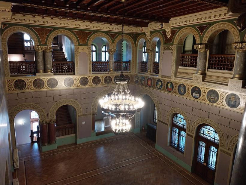 Castelul ascuns sub o perdea de hârtie, la Bușteni. Cum a protejat Miliția comunistă un monument istoric unic în lume 18923509