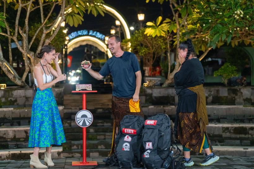 Ioana State și Mane Voicu au fost salvați de la eliminare de Zeul verde, aseară, la Asia Express 18924027