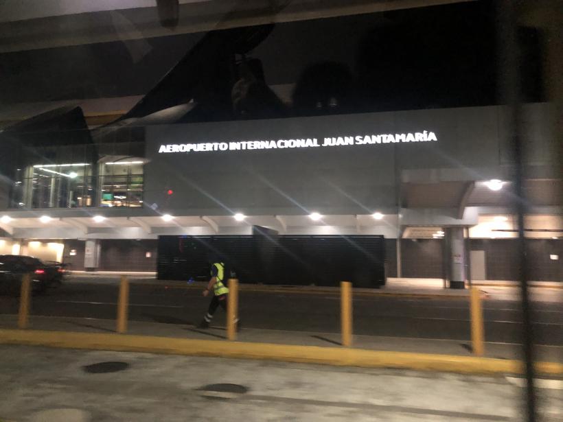 Din nou acasă 18924130