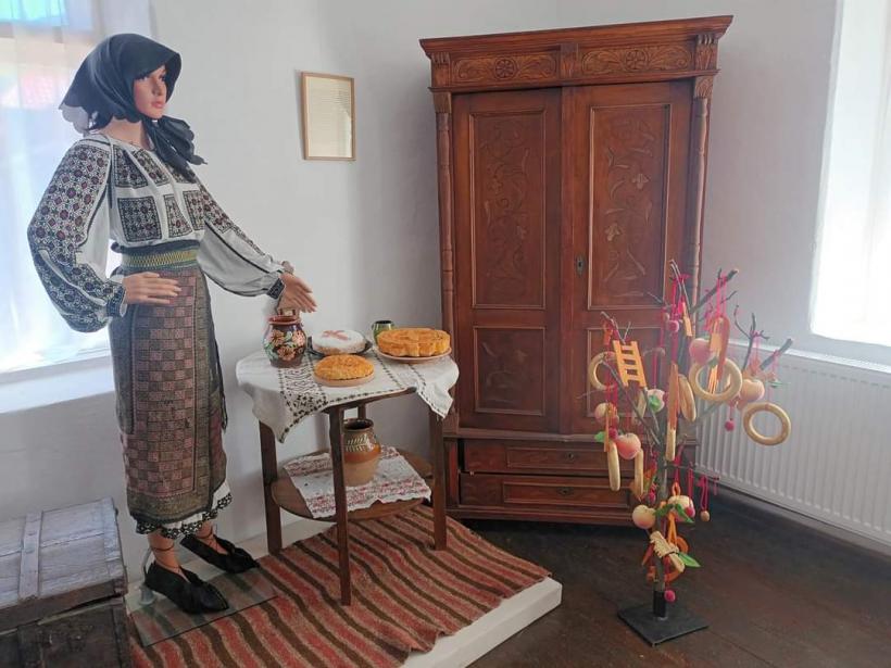 Focul lui Sumedru, în Țara Muscelului: Un fel de Halloween românesc, tradiție autohtonă de Sfântul Dumitru 18924162