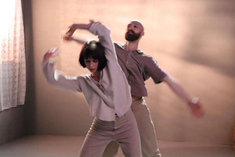 Asociația Culturală ISVOR prezintă „Bodystorming” - o instalație multimedia care explorează emoțiile, între 1 - 7 noiembrie, la București 18923835