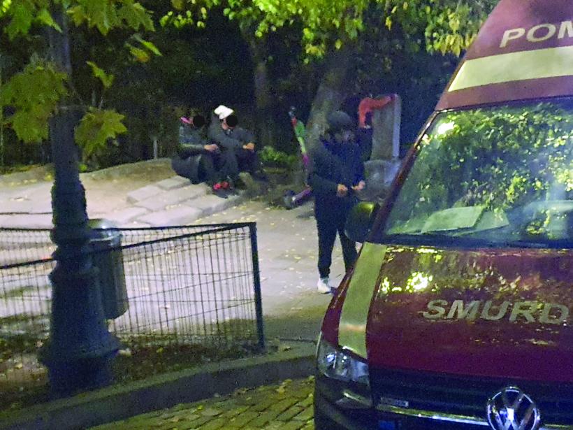 Pelerinajul de Sfântul Dimitrie, văzut din gloata cerșetorilor: Pomanagiul care întinde mâna să-ți dea Împărăția Cerului 18924466