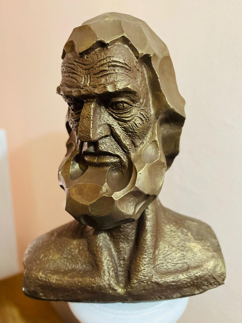 Expoziţie de sculptură: RETROSPECTIVĂ Teudoru-Teofil Doagă pe 7 Noiembrie 2024 în cadrul Festivalului Ion Dacian 18924692