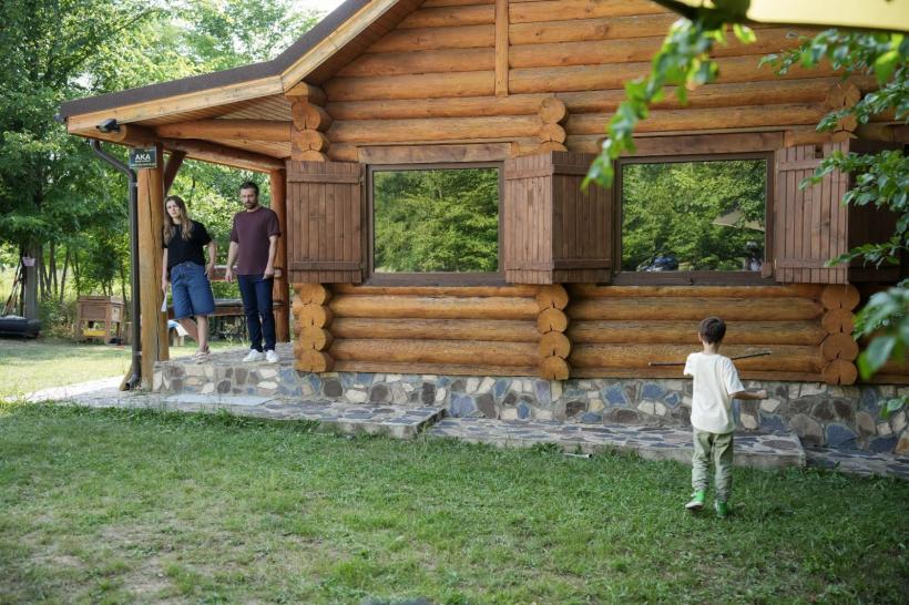 Povestea care a cucerit milioane de telespectatori, Lia – Soţia soţului meu, ajunge la final. Ultimele episoade se văd joi şi vineri, de la 20.30, la Antena 1 18925001